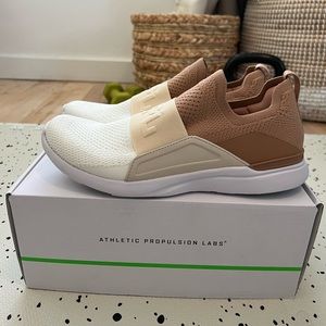 APL Women’s Techloom Bliss